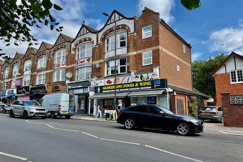 undefined, Palmers Green, Palmers Green