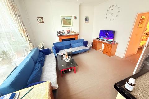 undefined, Palmers Green, Palmers Green