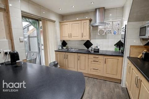 undefined, Broomfield Avenue, Leigh-on-Sea