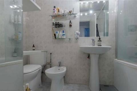 1 bedroom flat for sale, Caxton Street, London, SW1H