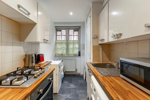 Studio for sale, Cureton Street, London, SW1P