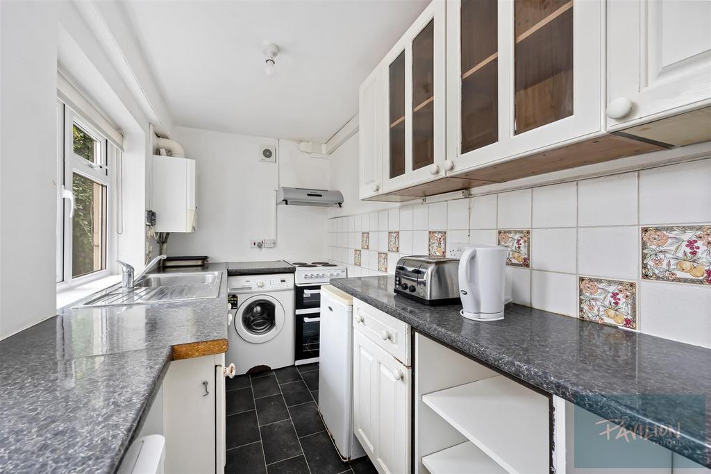 Kitchen.JPG