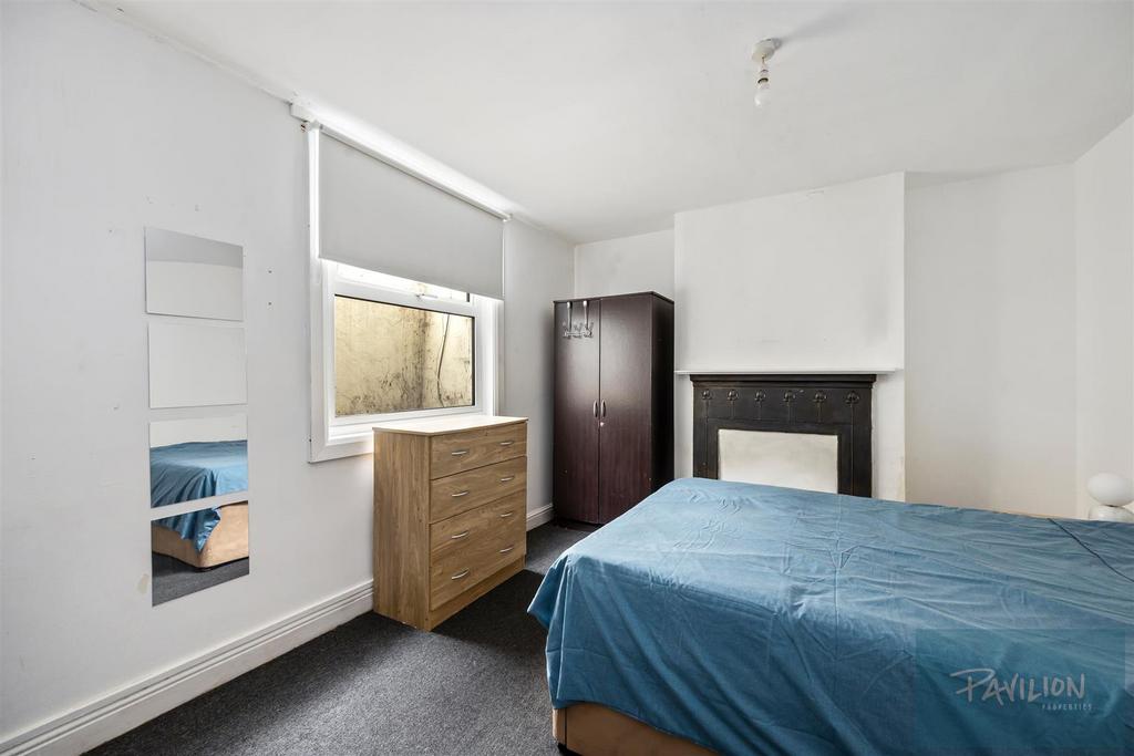 Room 1.JPG