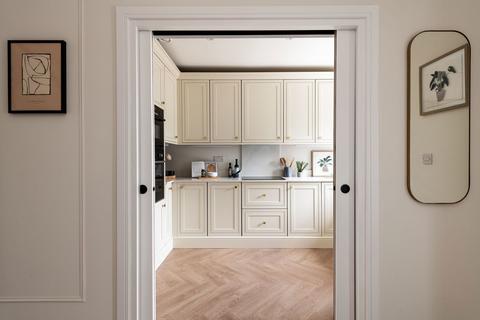 3 bedroom townhouse for sale, Priory Mews , Priory Street, Tonbridge, Kent. TN9 2AW