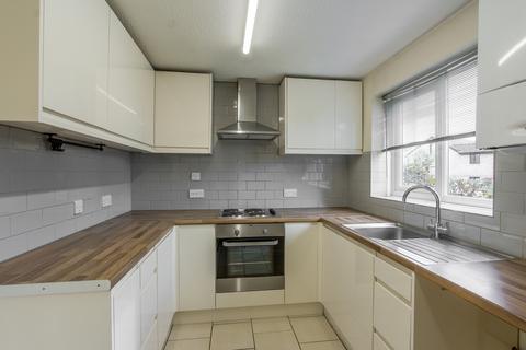 2 bedroom end of terrace house for sale, 7 Beaulieu Drive, Yeovil
