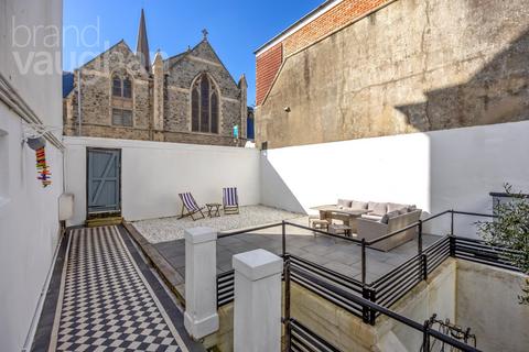 1 bedroom flat for sale, Sussex Square, Brighton, East Sussex, BN2