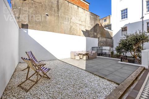 1 bedroom flat for sale, Sussex Square, Brighton, East Sussex, BN2