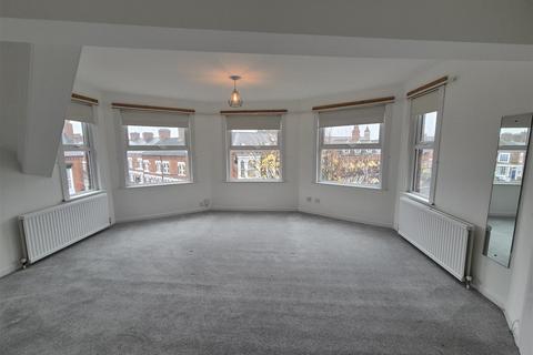 1 bedroom flat to rent, Tower House, Howard Road
