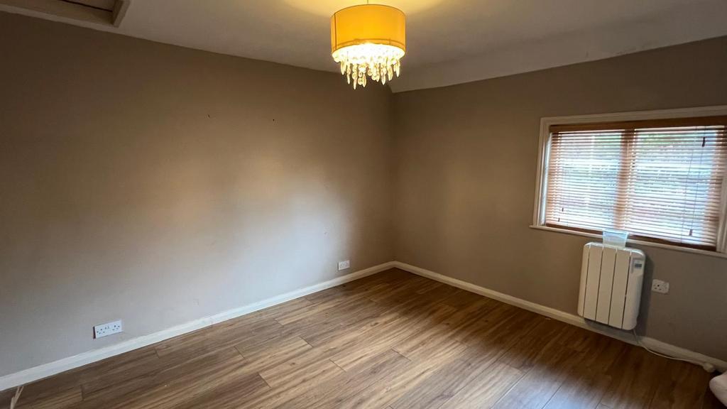 Whats App Image 2025-11-10 at 15.36.28 (13).jpeg