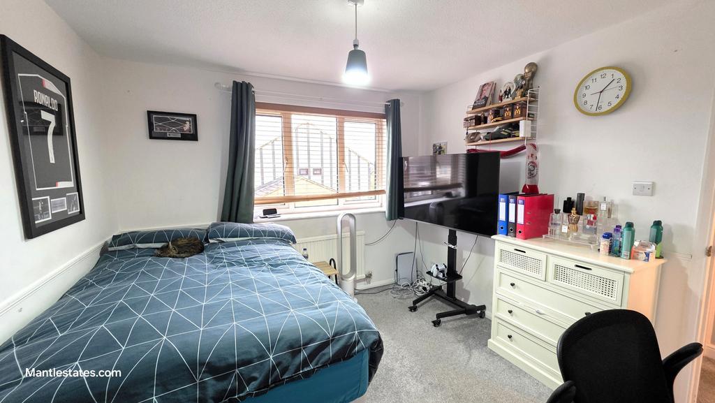 Front bedroom