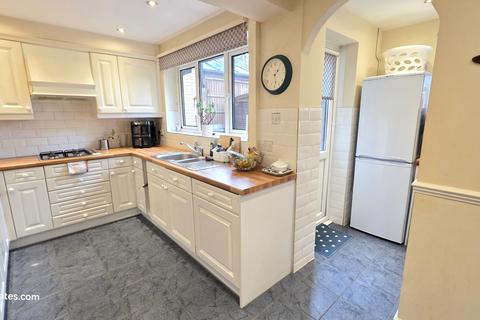 4 bedroom detached house for sale, Conifer Close, Goffs Oak EN7 6EY