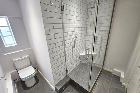 undefined, Hamlet Gardens, London, W6 0RP
