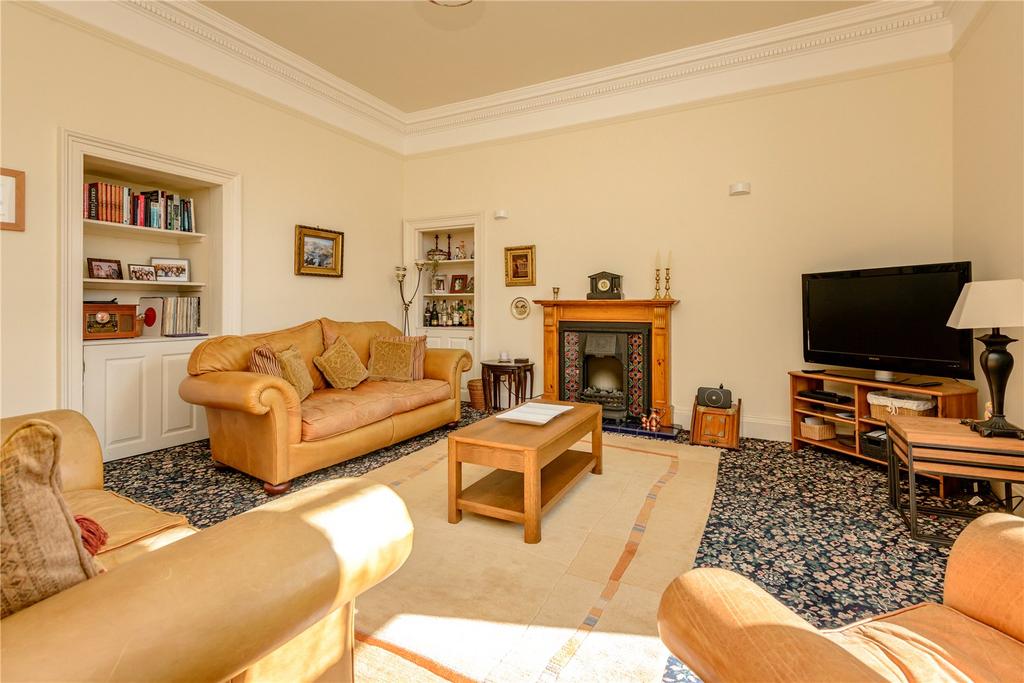 Sitting/Dining Room