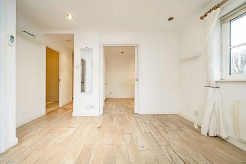 1 bedroom flat to rent, Brompton Park Crescent, London SW6