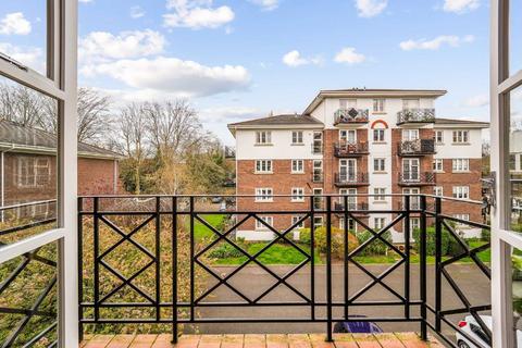 1 bedroom flat to rent, Brompton Park Crescent, London SW6