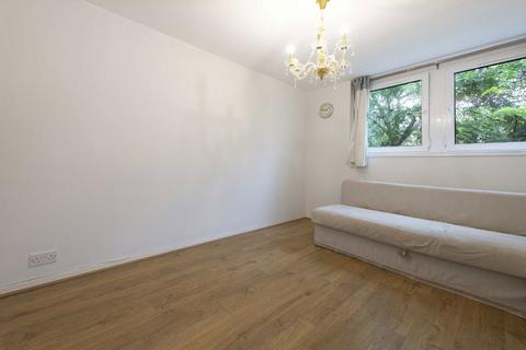 2 bedroom flat for sale, Heather Walk, London W10