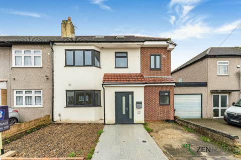 5 bedroom end of terrace house for sale, Ilford IG2