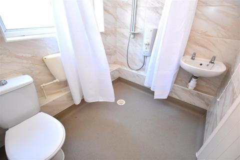 undefined, Devon Gardens, Rochford