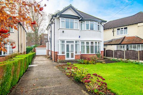 4 bedroom detached house for sale, Leeds LS17