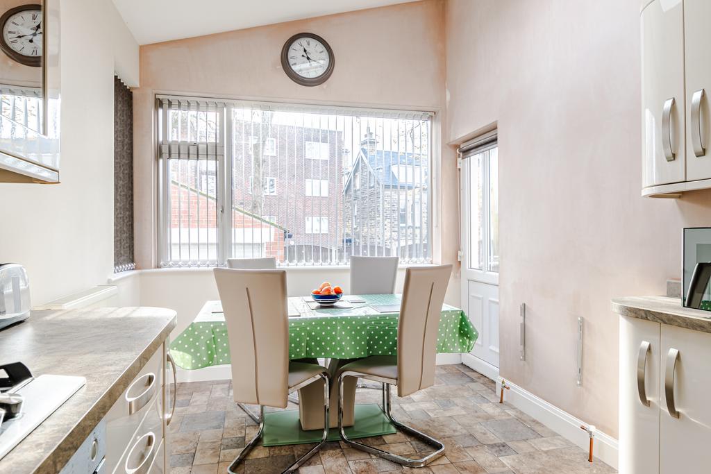 Kitchen2