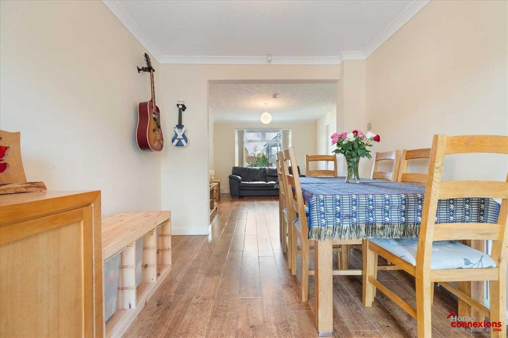 Dining Room (2)