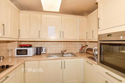 1 bedroom flat for sale, Gange Mews, Faversham ME13