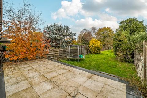undefined, Horne Road, Shepperton, TW17