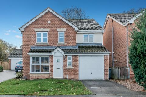 4 bedroom detached house for sale, Pyenot Gardens, Cleckheaton, West Yorkshire, BD19