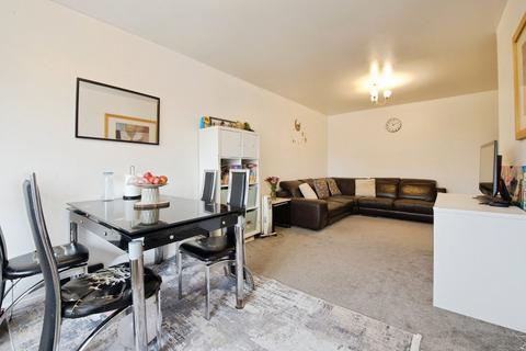 2 bedroom apartment for sale, Enstone Road, Enfield EN3