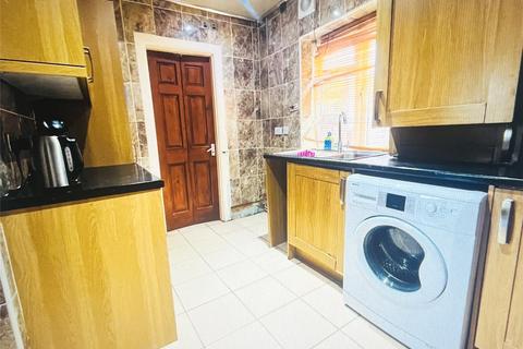Scott Hall Road, LS7