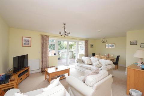 3 bedroom detached bungalow for sale, SEAVIEW