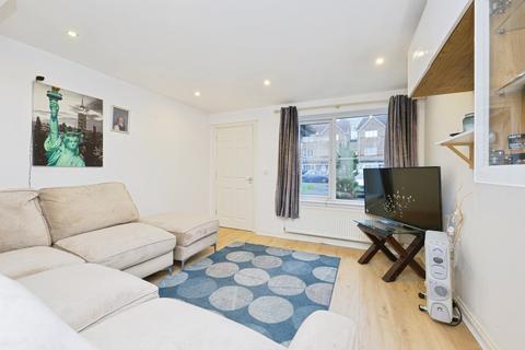 37 Berryknowes Drive, Glasgow, G52 2DZ