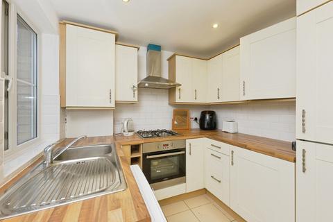 37 Berryknowes Drive, Glasgow, G52 2DZ