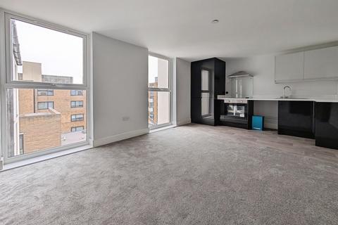 1 bedroom apartment to rent, Canal Walk, Southampton SO14