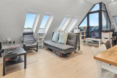 1 bedroom flat for sale, Albert Drive, Surrey GU21