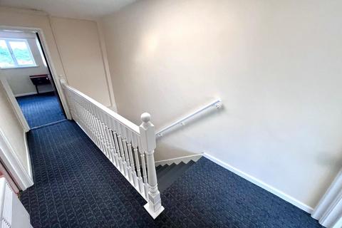 undefined, Owen Street, Tipton