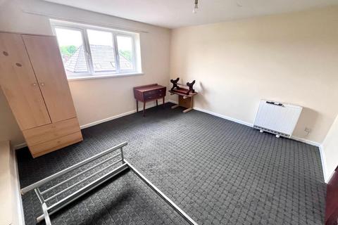 undefined, Owen Street, Tipton