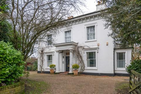 2 bedroom apartment for sale, London Road, Reigate, RH2