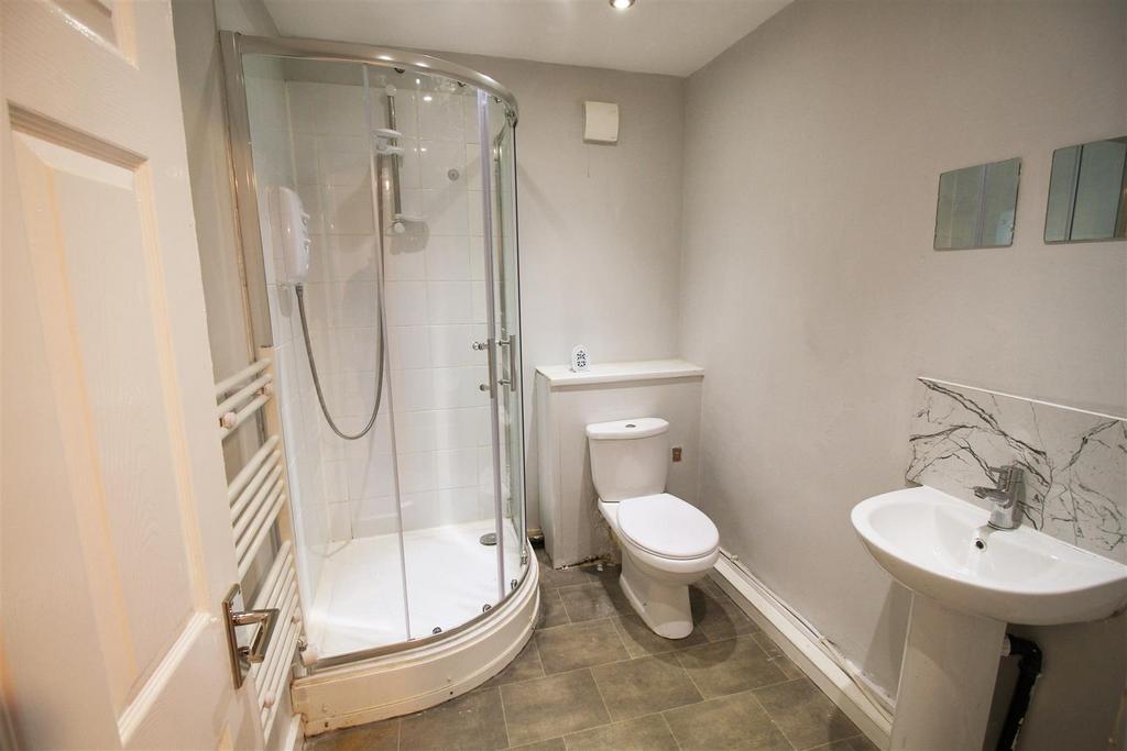 Shower room.jpg
