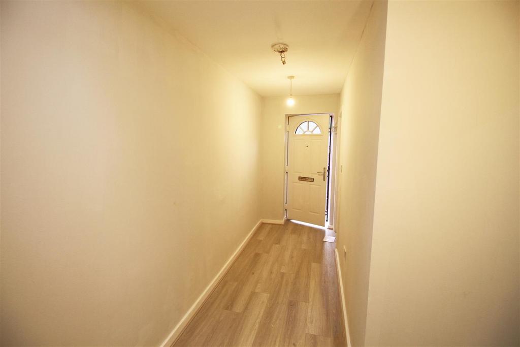 Entrance hall.jpg