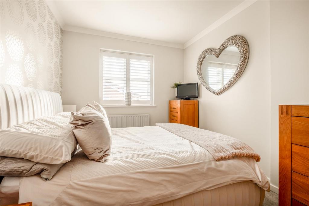 9 Blackthorn Close 9.jpg