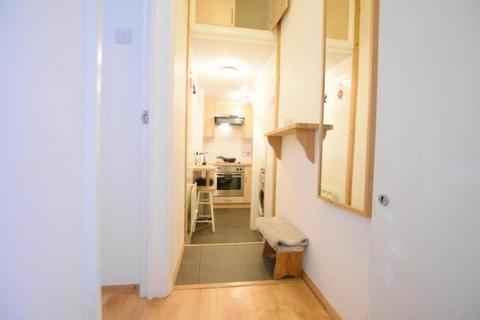 Maisonette to rent, Lichfield Grove,  Finchley,  N3