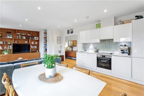 2 bedroom apartment for sale, Fulham Road, London, SW10