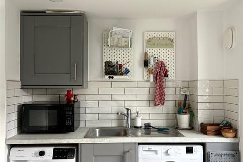 undefined, Bristle Grove, Mere, Warminster, Wiltshire, BA12