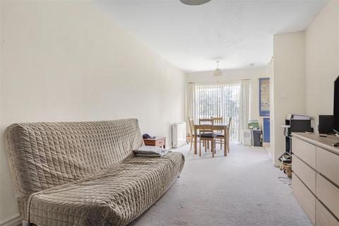 undefined, Belgravia Court, Reading, RG30