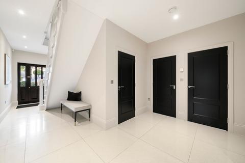 undefined, Links Green Way, Cobham, KT11