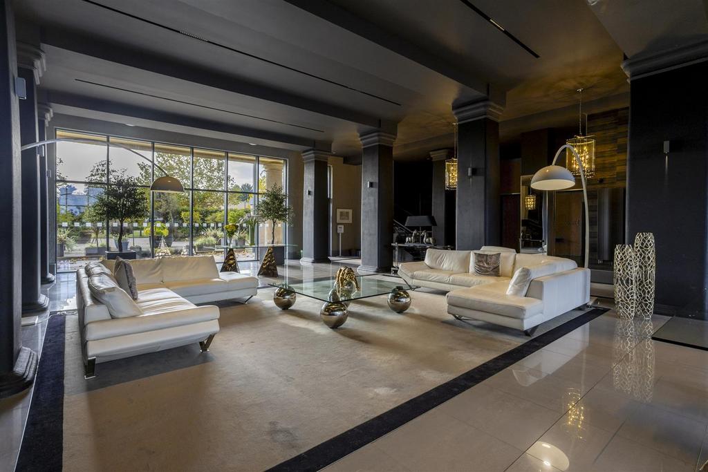 509 The Residence  35.jpg