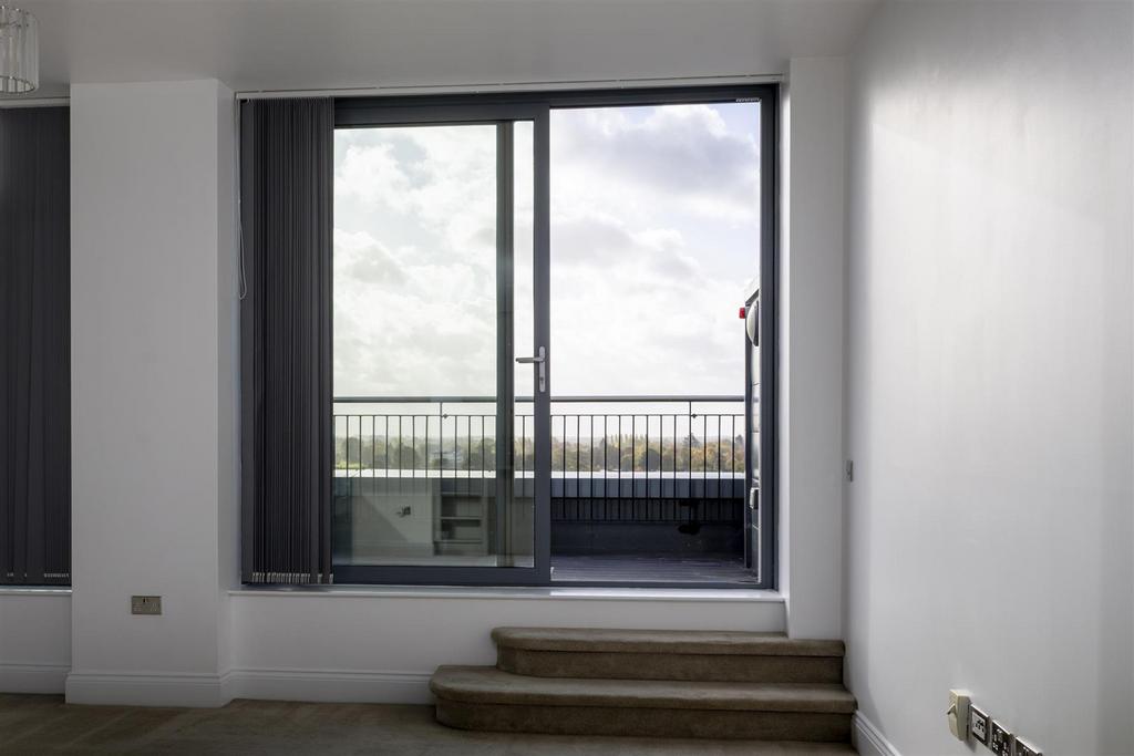 509 The Residence  6.jpg