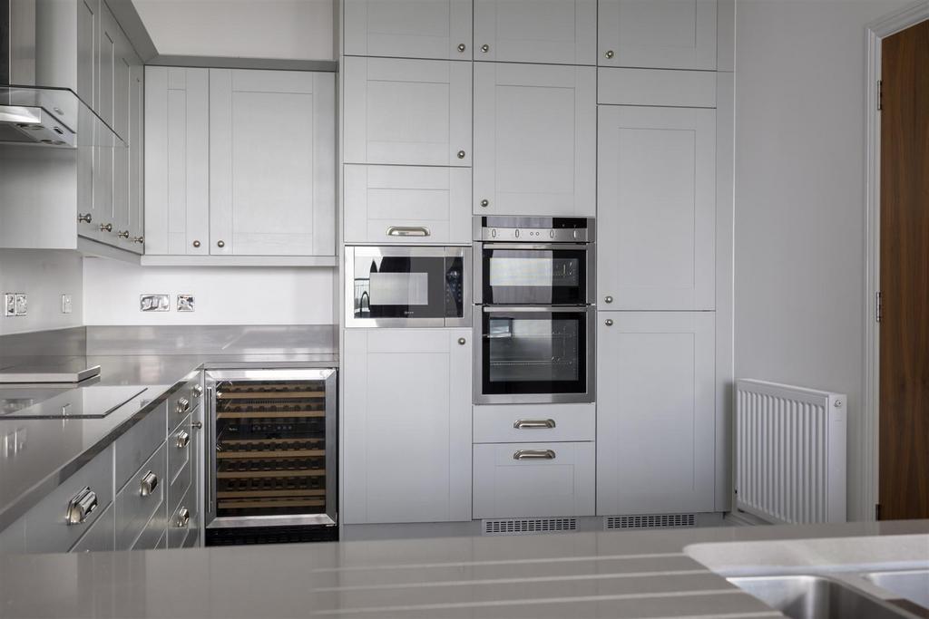 509 The Residence  8.jpg