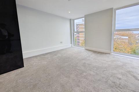 1 bedroom flat to rent, Canal Walk, Southampton SO14